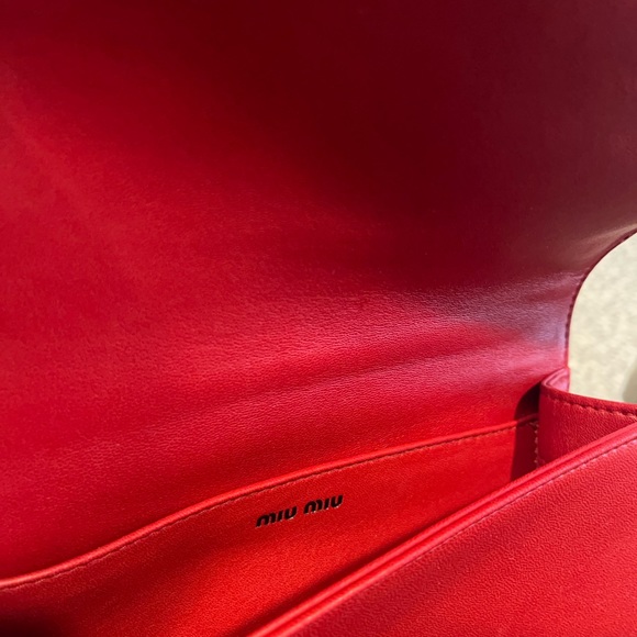 Miu Miu Leather Matelasse Pattina Bag - Picture 5 of 10